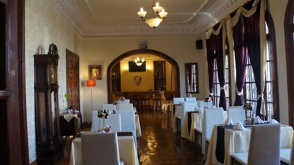 Hotel Boutique La Circasiana Quito 3*,  Ecuador