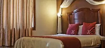 Hotel Boutique La Circasiana Quito 3*,